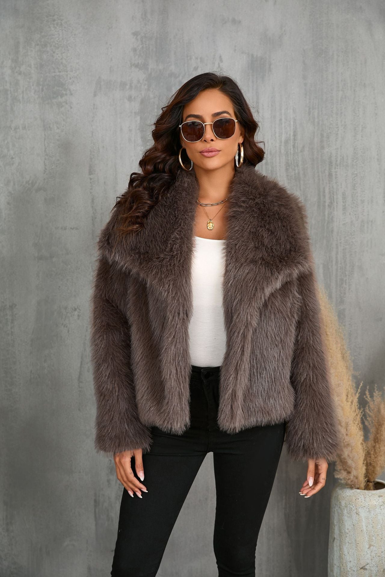 Firmine Veste en Fausse Fourrure