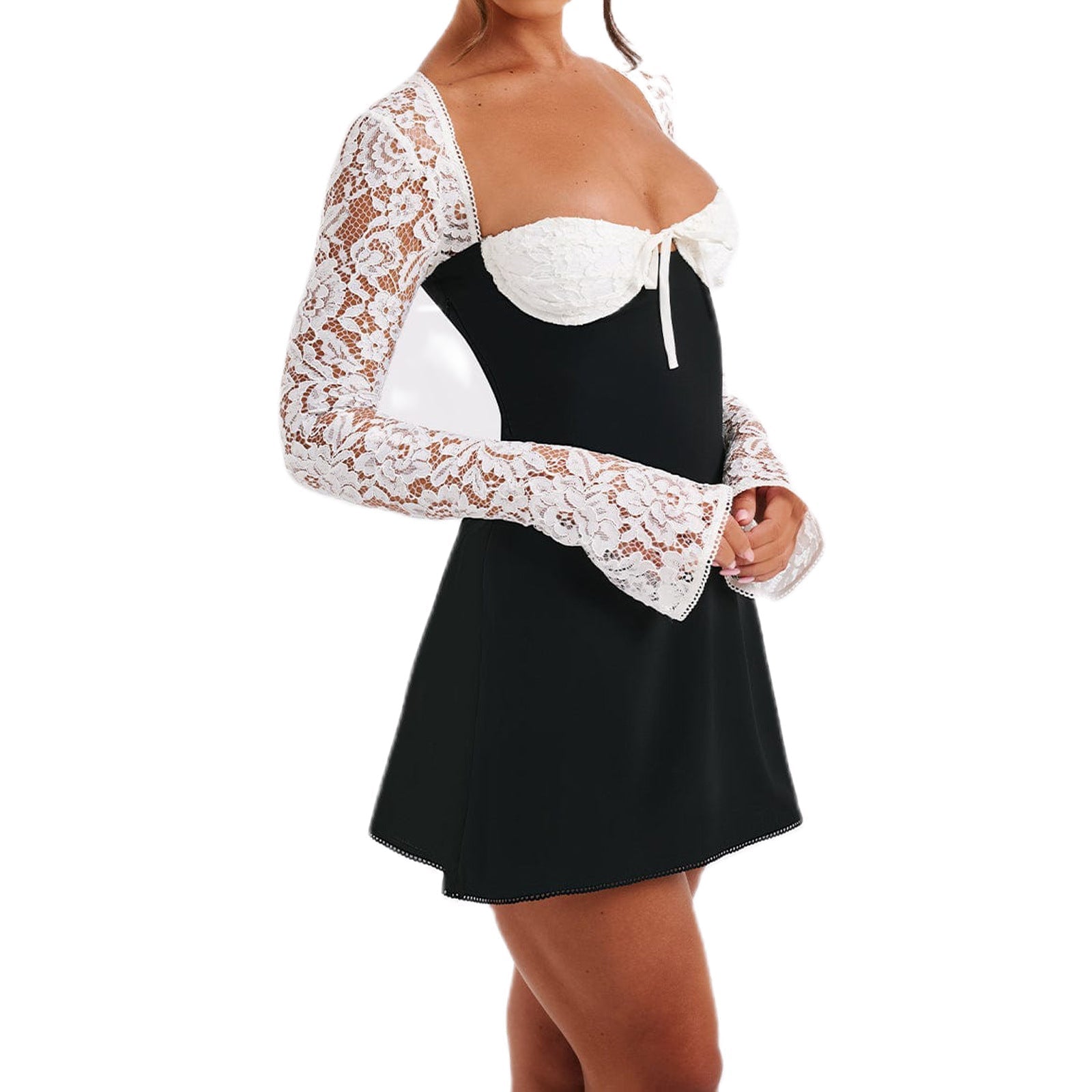 Maëlys Robe Courte en Dentelle