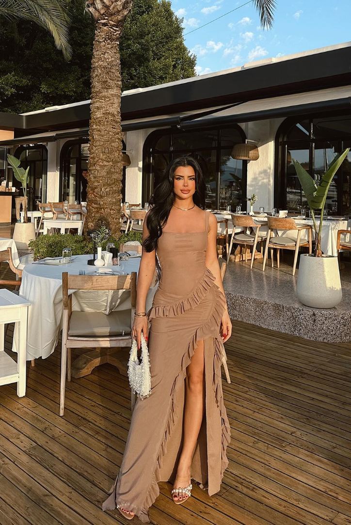 Amélina Robe Longue à Volants