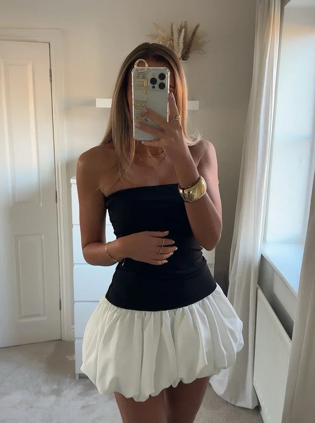 Élise Robe Courte Bulle Ourlet