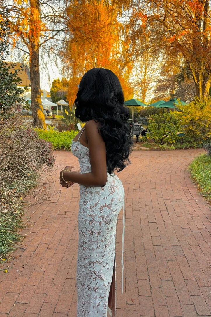 Floriane Robe Longue en Dentelle