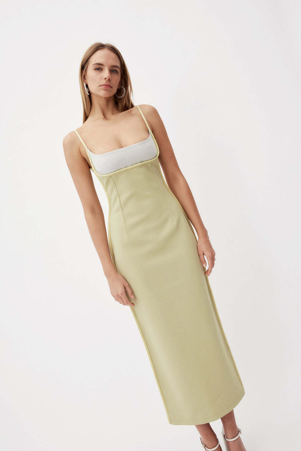 Fanny Robe Mi-Longue