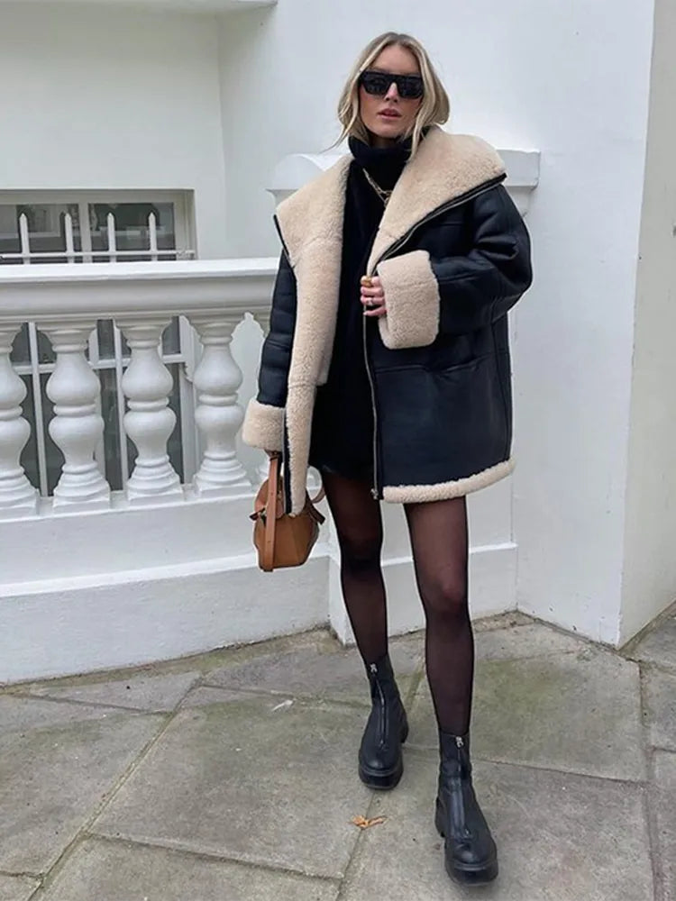 Salomé Veste Oversize en Peau Lainée