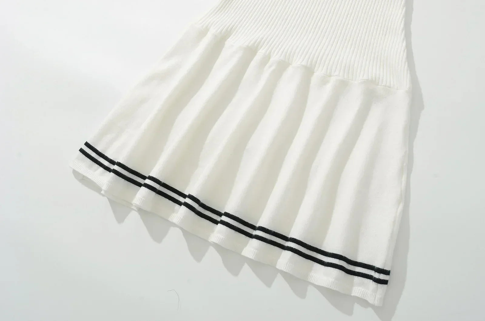 Sophie Robe Courte à Col
