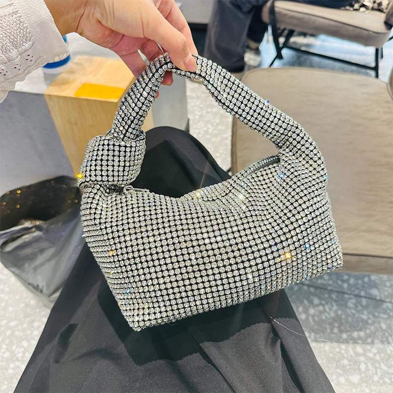 Woman carrying houndstooth knotted hobo bag – ARLANA