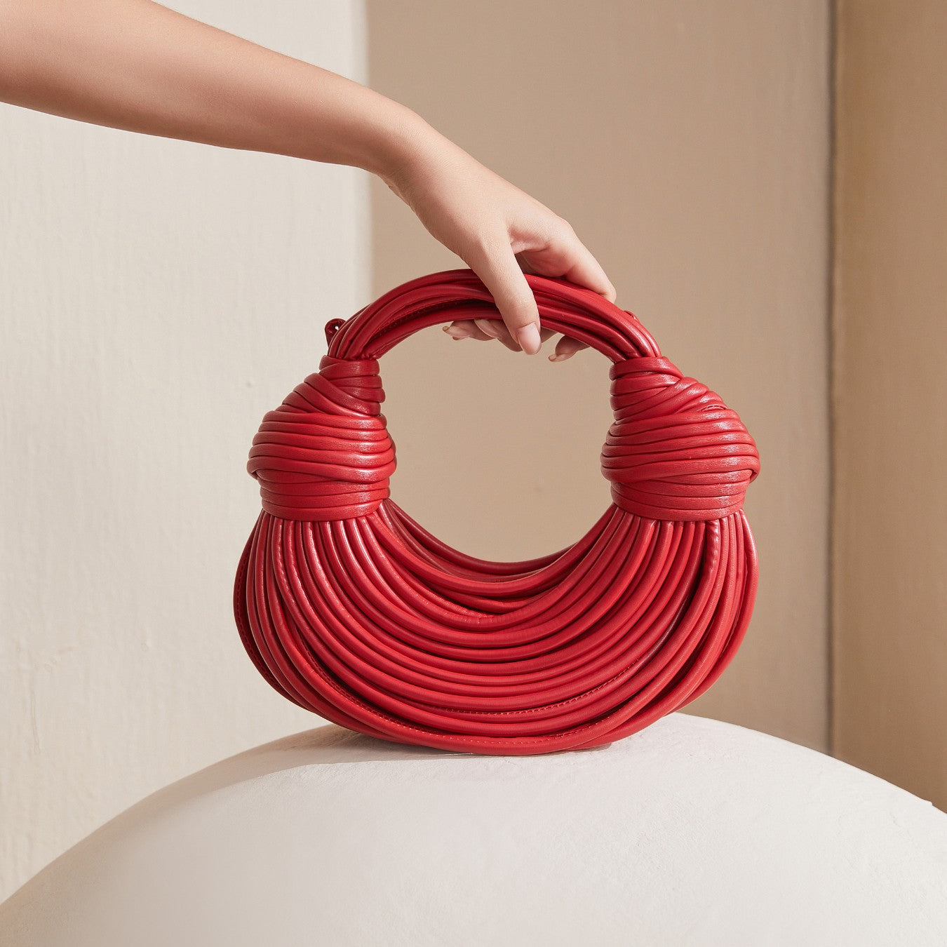 Sculptural Coil Hoop Shoulder Bag – Statement Handbag for Women Gold