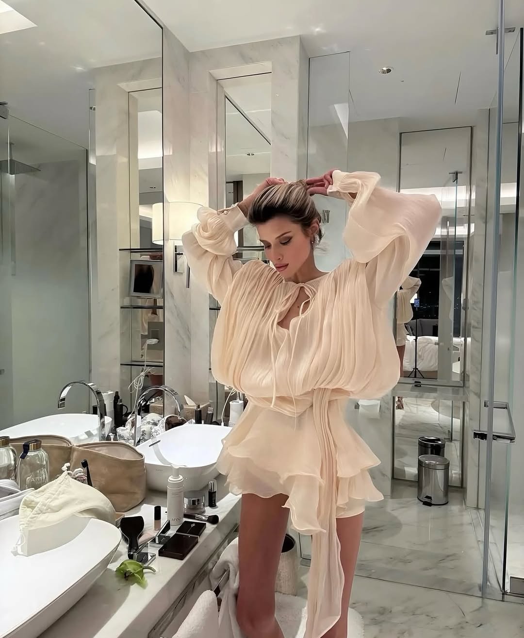 Frédérique Robe Courte à Volants